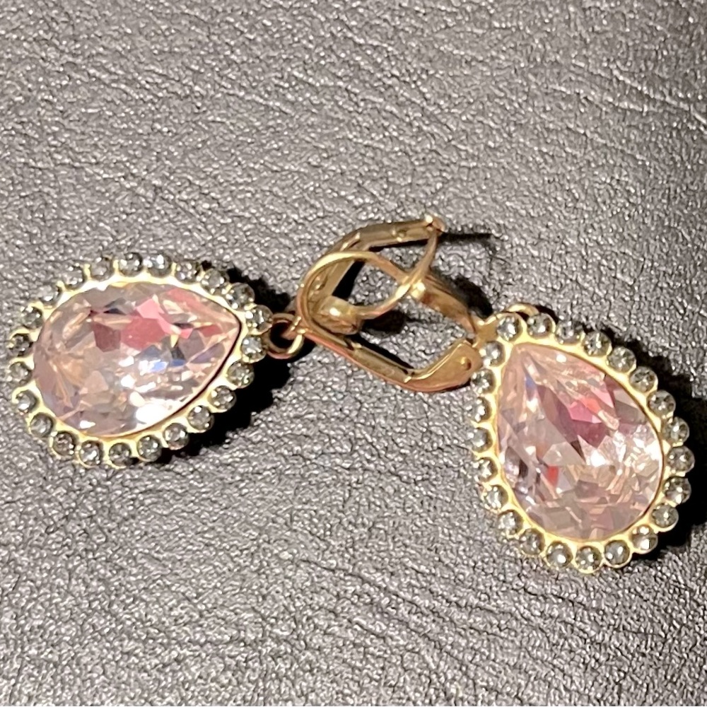 Catherine Popesco petal pink- shade earrings